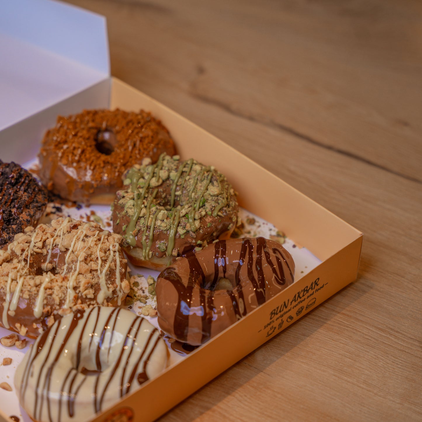 Donuts box